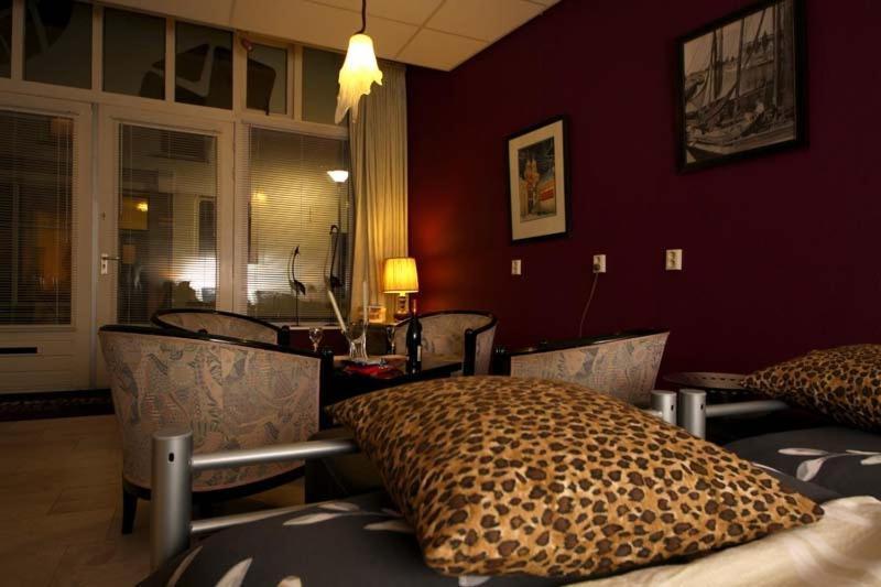 De Zilveren Karper IJsselmuiden Room photo